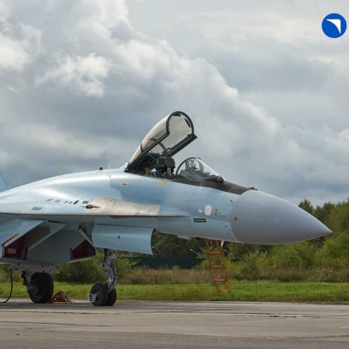 ОАК передала Минобороны РФ очередные новые истребители Су-35С