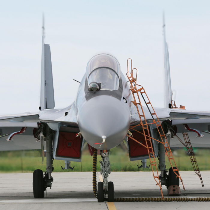ОАК передала Минобороны России многофункциональные истребители Су-30СМ2 и истребители-бомбардировщики Су-34